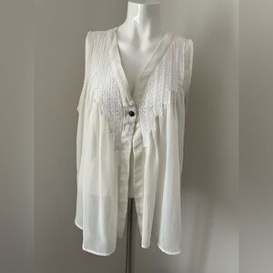 Forever 21 Cream Sleeveless Blouse with Lace Detail